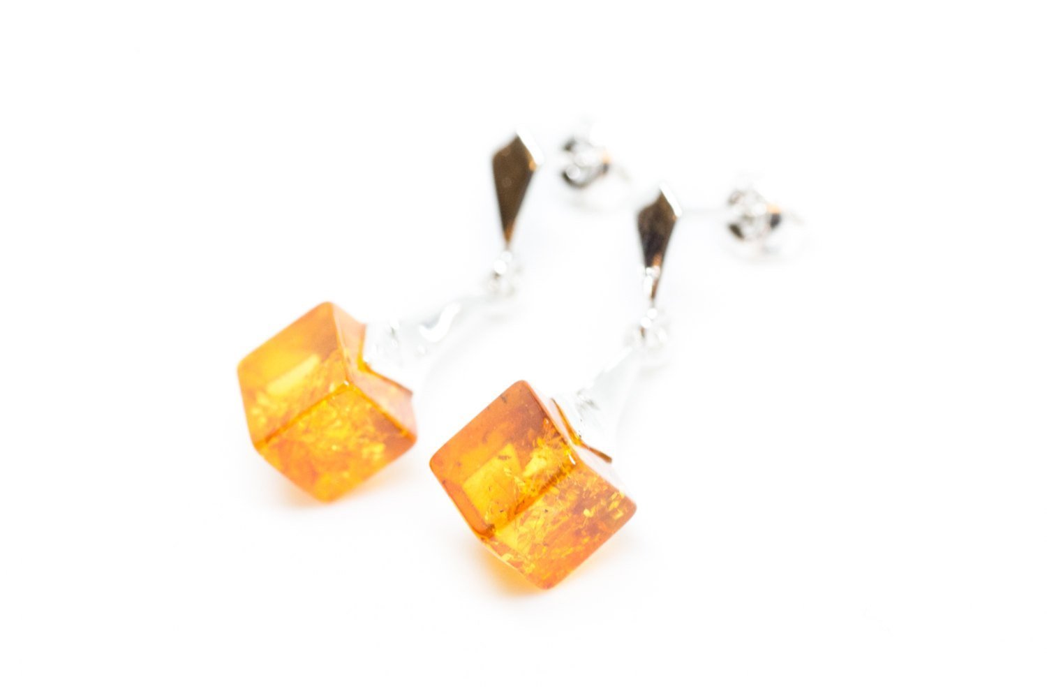 baltic-beauty-cubic-amber-earrings-12021190150