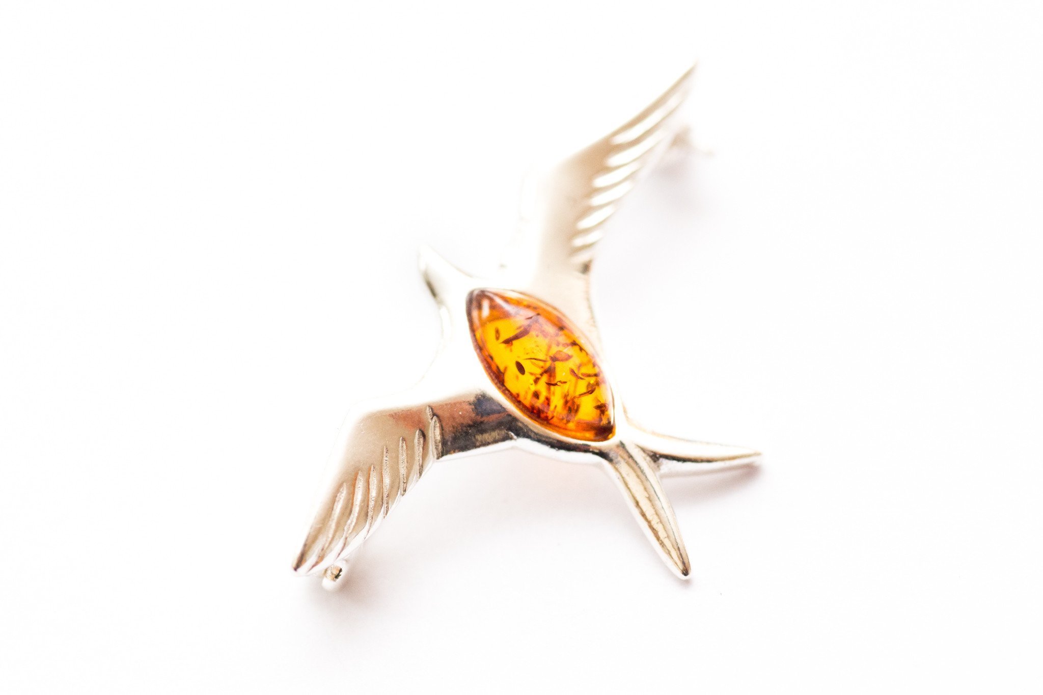 baltic-beauty-sparrow-amber-brooch-4175012291