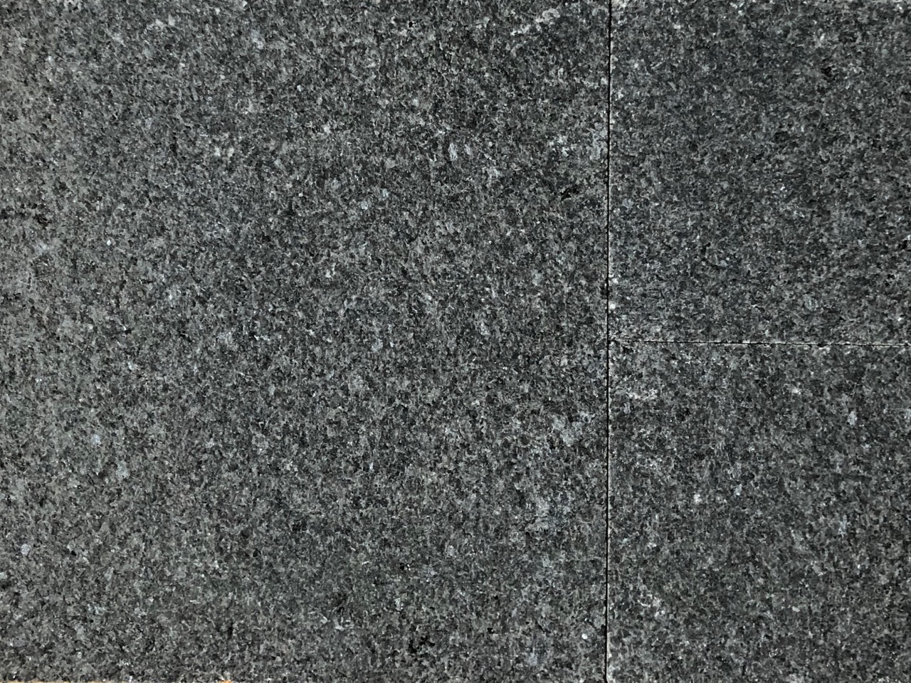 black_granite_paving_6