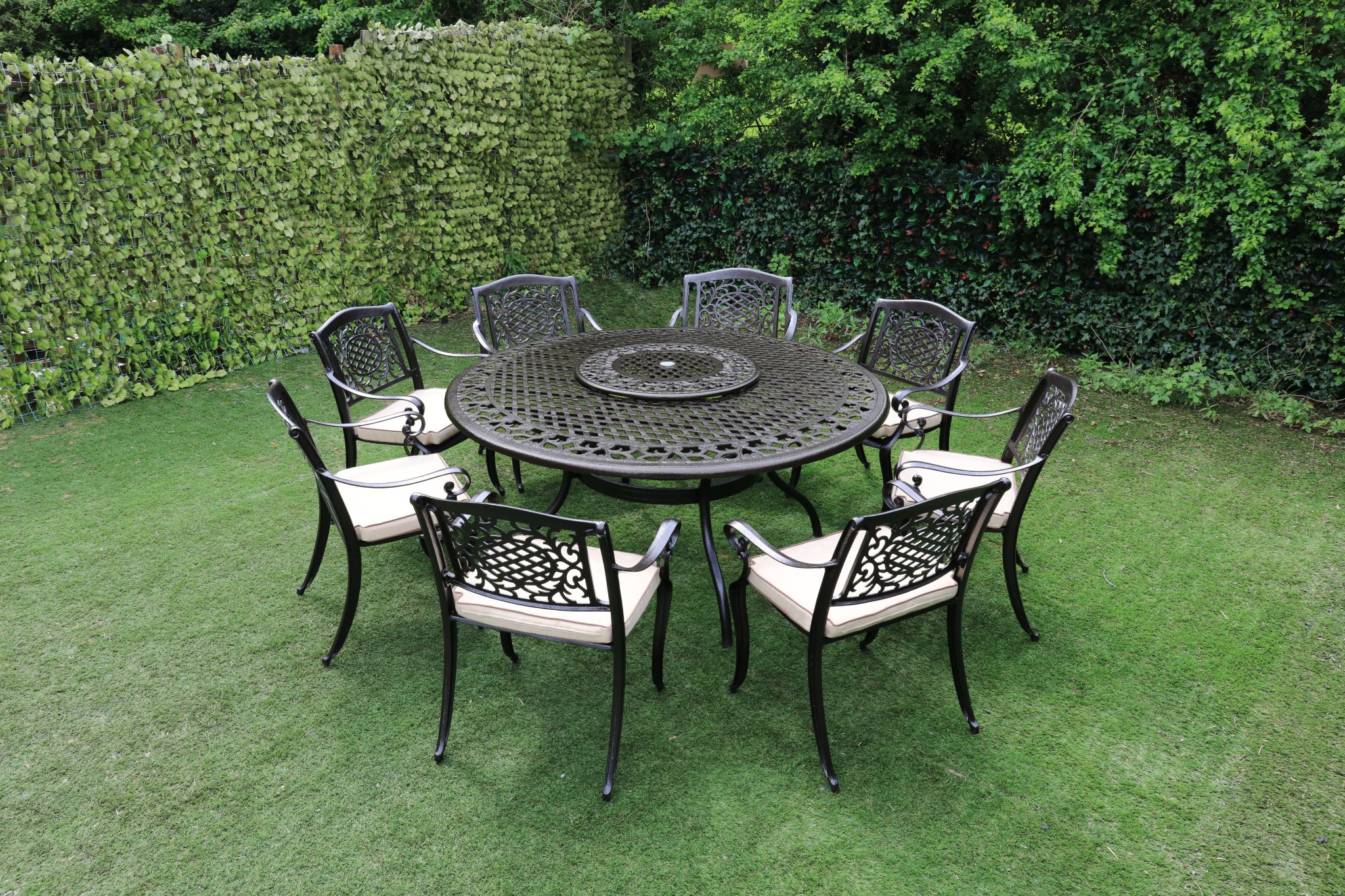 balygowan_8_seater_round_1