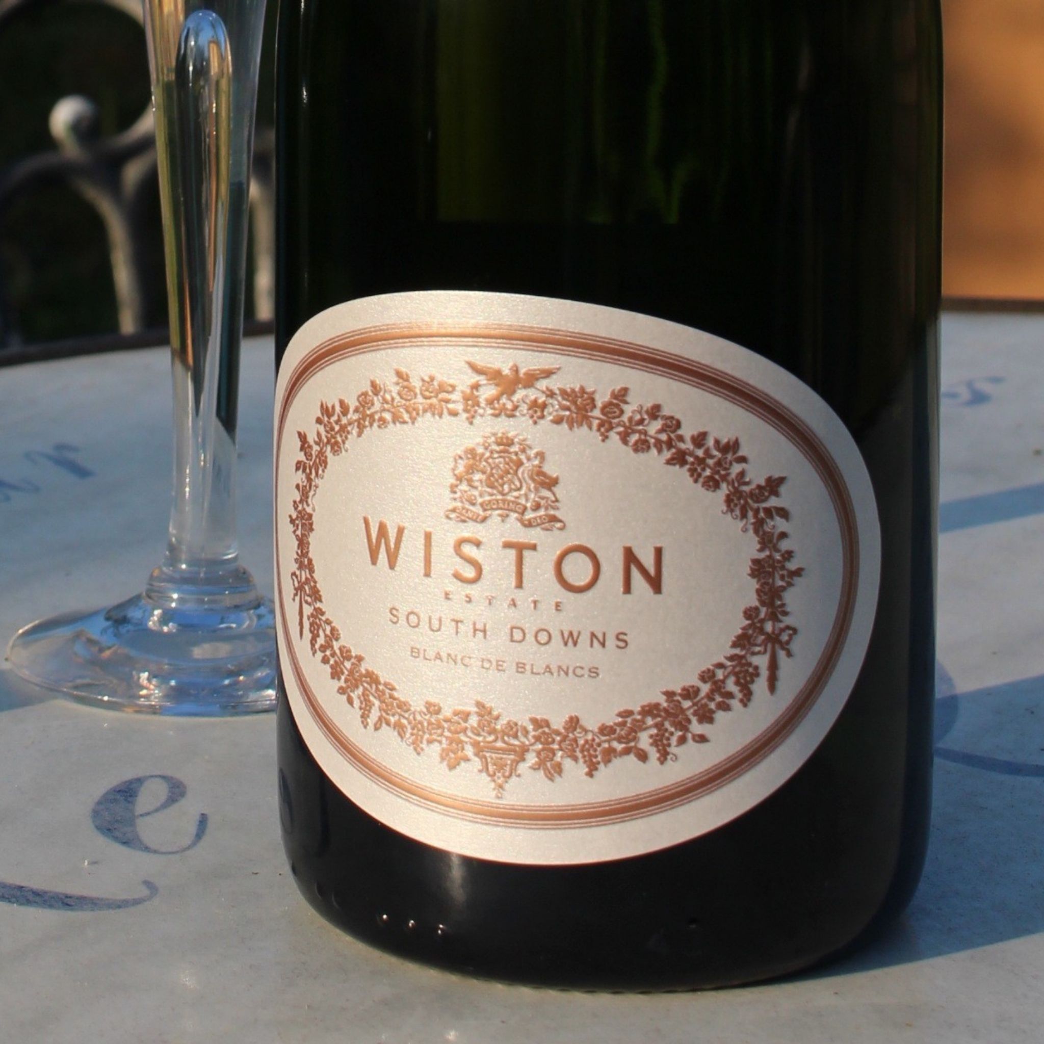 WistonEstateBlancDeBlancsNVSparklingEnglishWine_7746fcc2-88b9-475b-8b98-67f614218aec