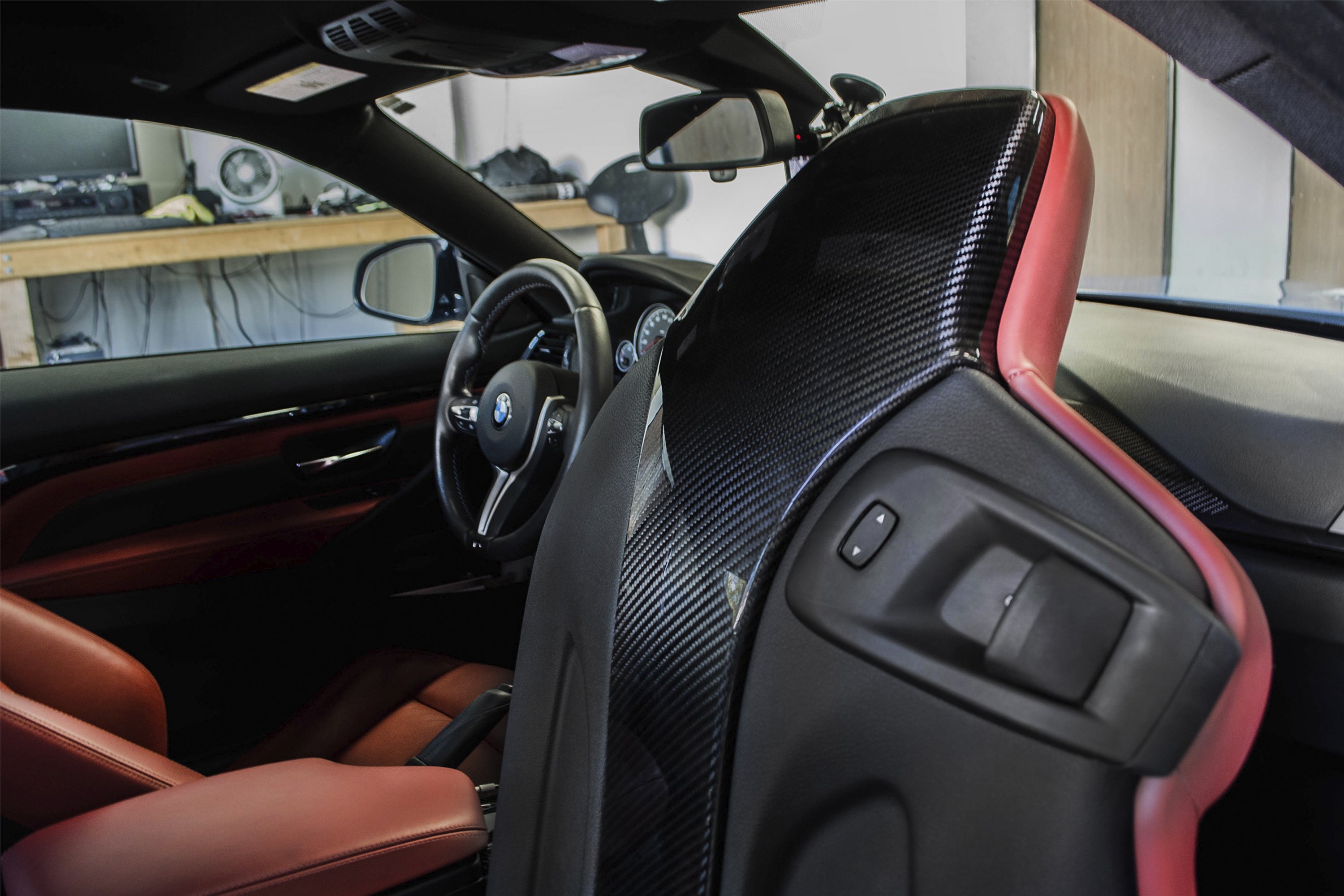 fitted-1_d31b28b1-0e9e-46a7-ab18-915846af5ece