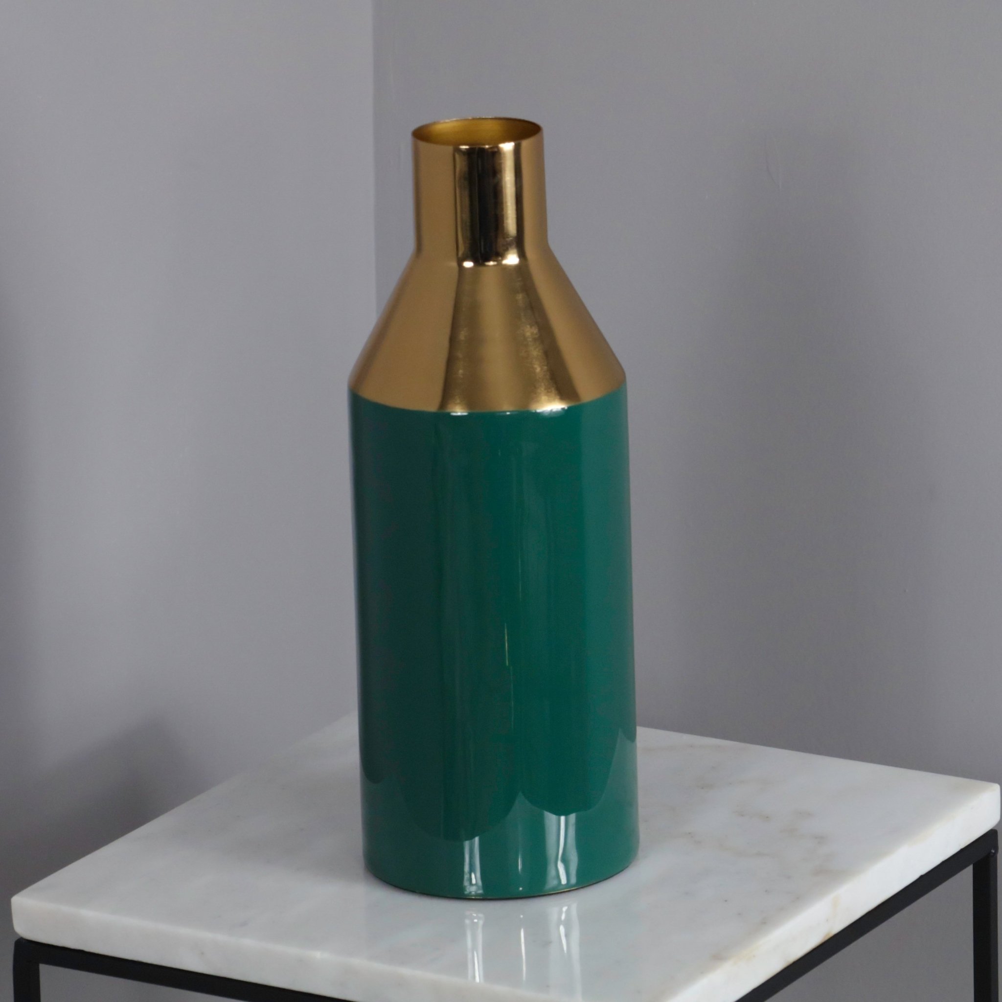 gold-stem-deep-green-vase-by-native-home-lifestyle-973653