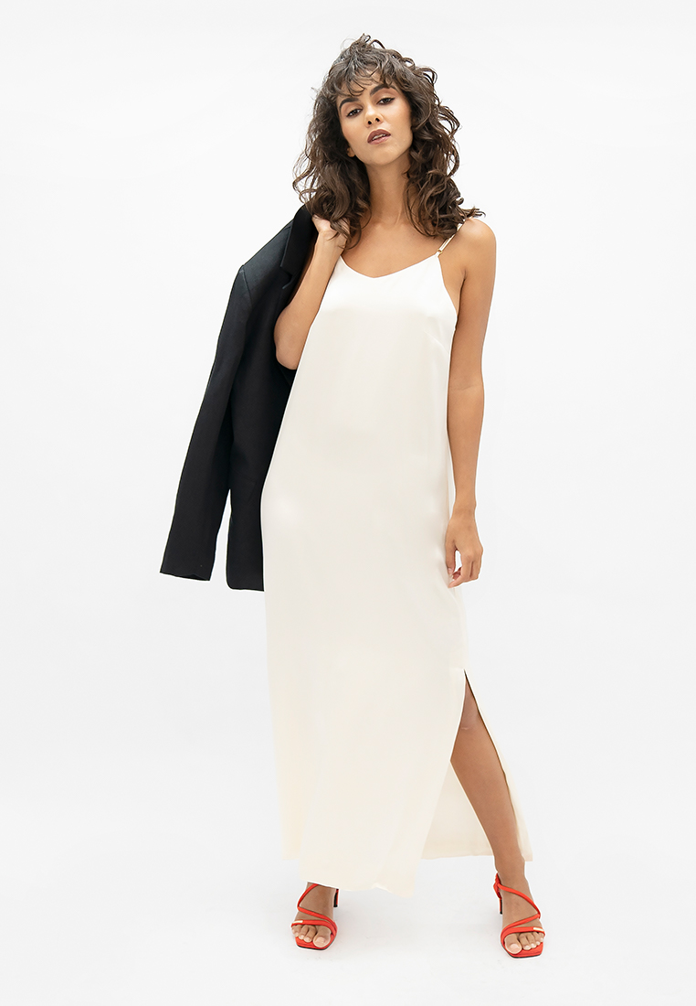 CALABAR-DRESS-PEARL-LOOK