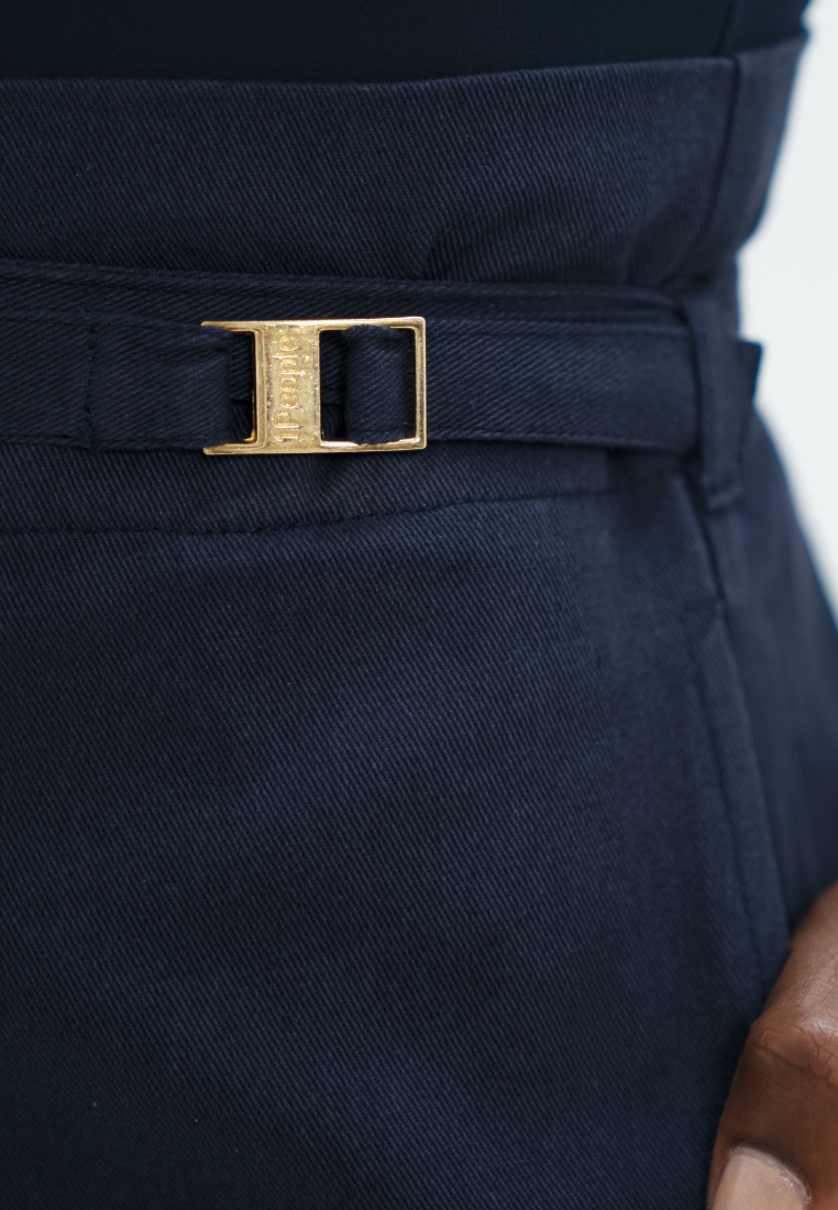 ZALORA-FLORENCE-KNEELENGTHPANT-SUMMERNIGHT-5