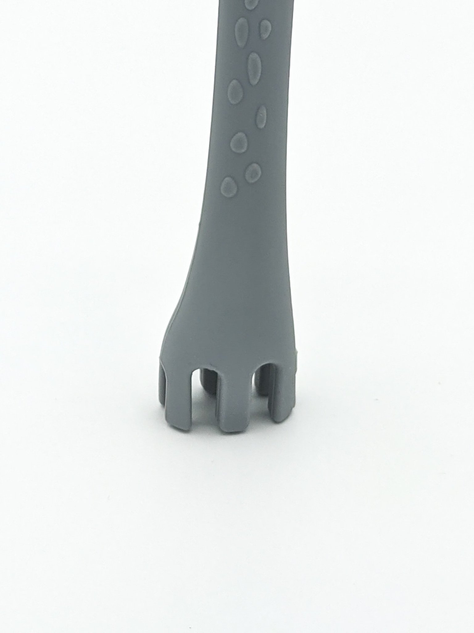 2-in-1-giraffe-silicone-spoonfork-559740