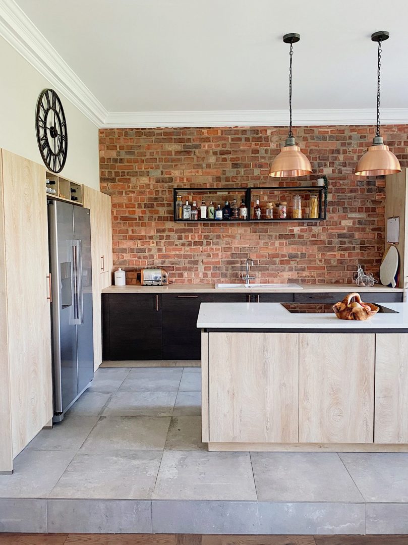 D4E72B67-4AA3-4379-A2B7-86514797DA9F-scaled