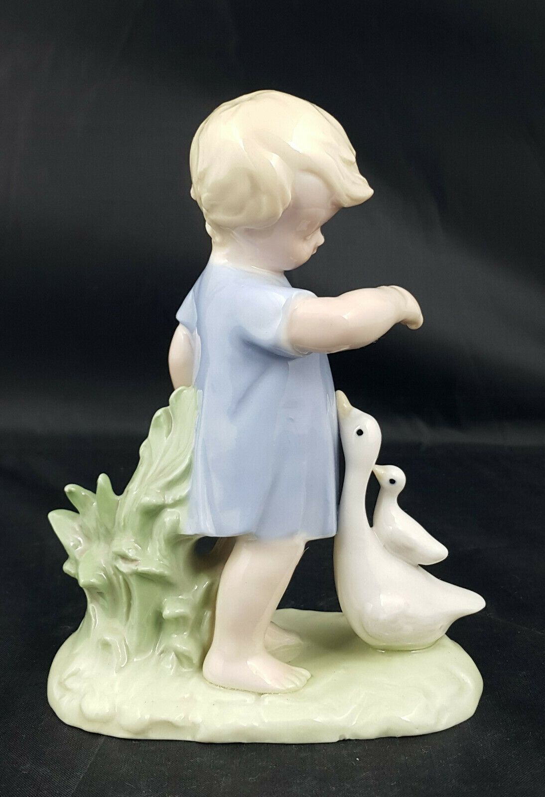 5ec65bd944f761112aceb04c