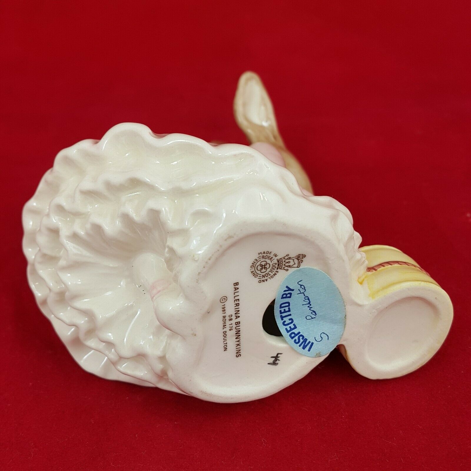 6194f8bbc6f6f3ca7e16b54d