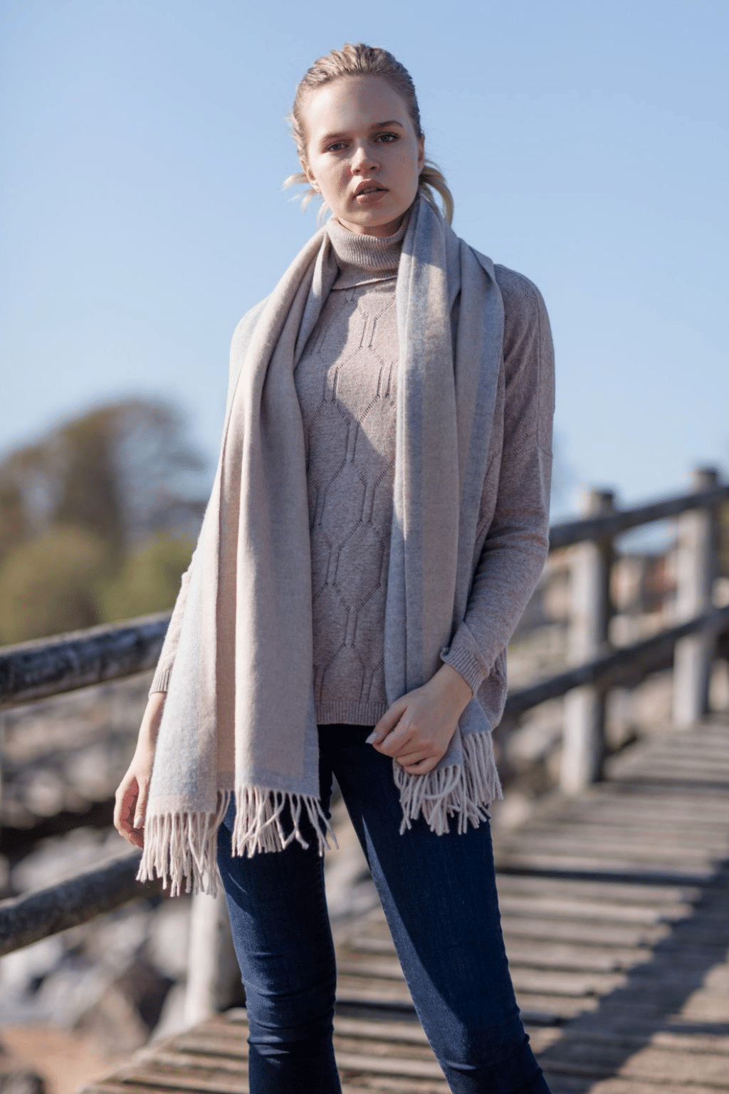 Mustard_3_7472f9f5-a35e-43fa-97ac-56757dd11ef5