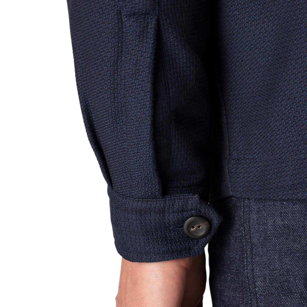 eton_navy-blue_dobby_heavy_cotton_overshirt_cuff