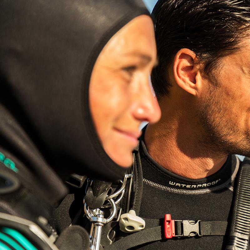 waterproof-h30-2mm-hood-6