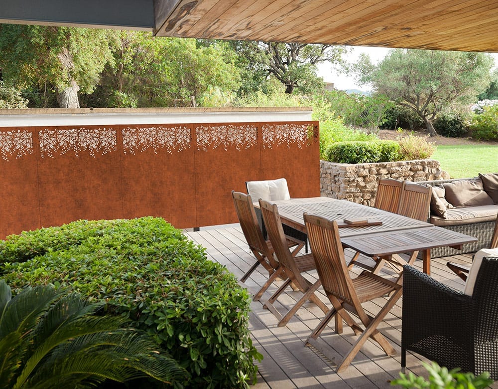 02b-Burst-Rear-Posts-Corten-Dining-Terrace-SG-2020