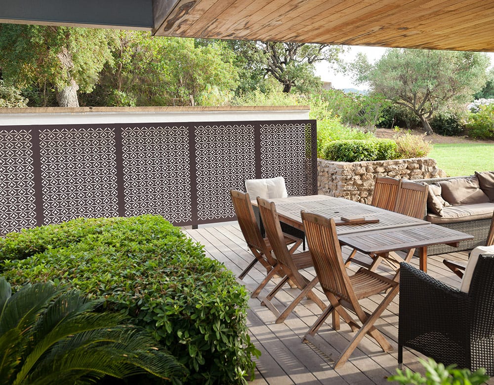 04a-Motif-Rear-Posts-Aluminium-Dining-Terrace-SG-2020-3