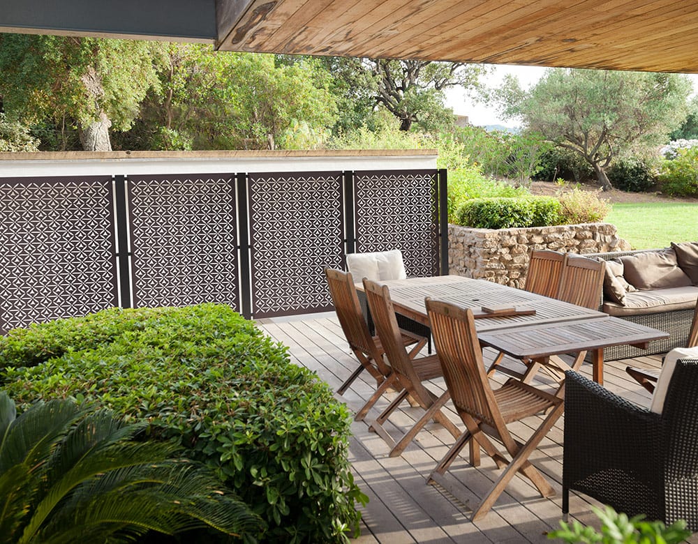 04c-Motif-Side-Posts-Aluminium-Dining-Terrace-SG-2020-3