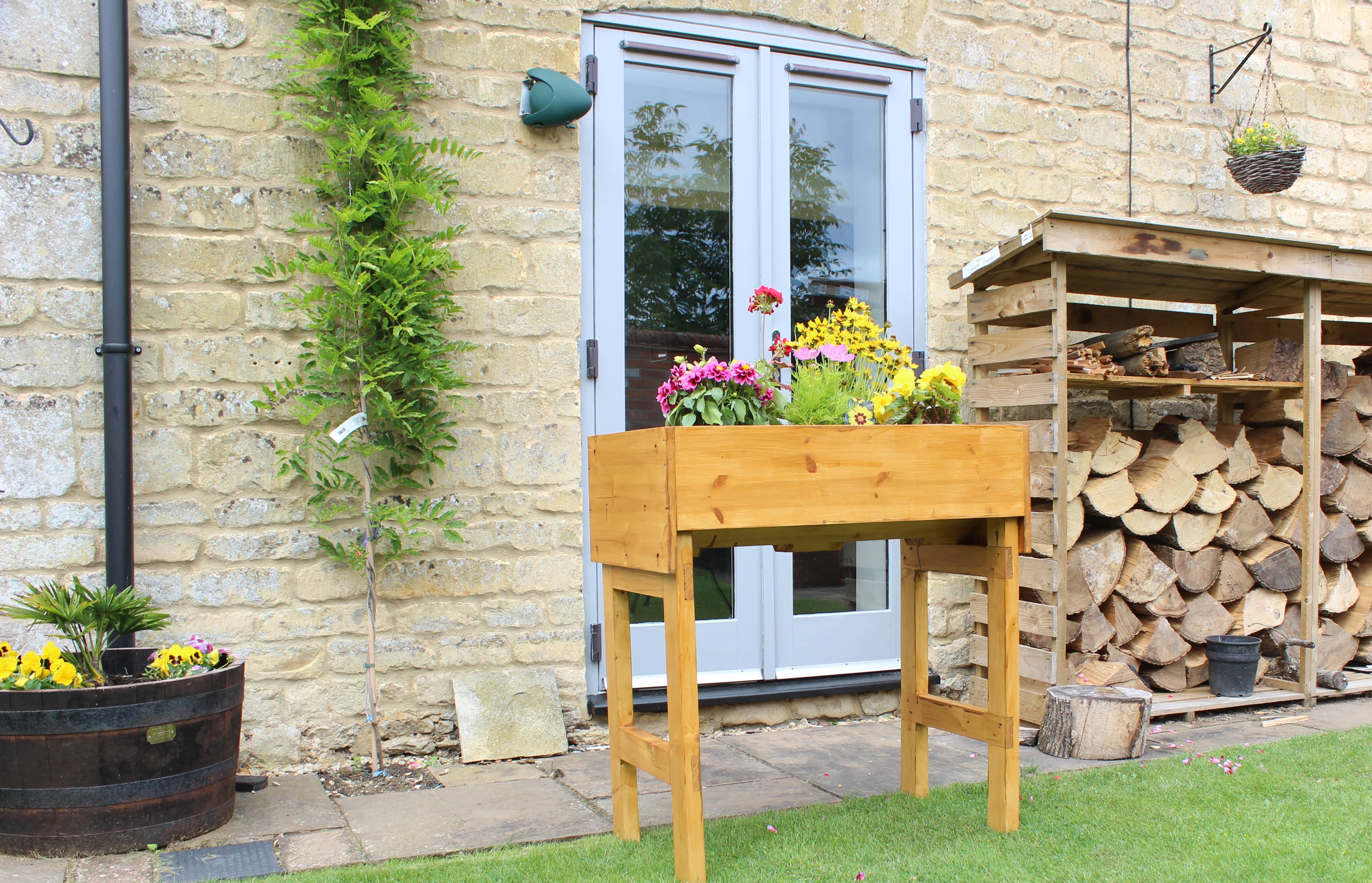 GardenPlanter_e5ea5d9b-c23a-425c-95ad-1db3760aba2e