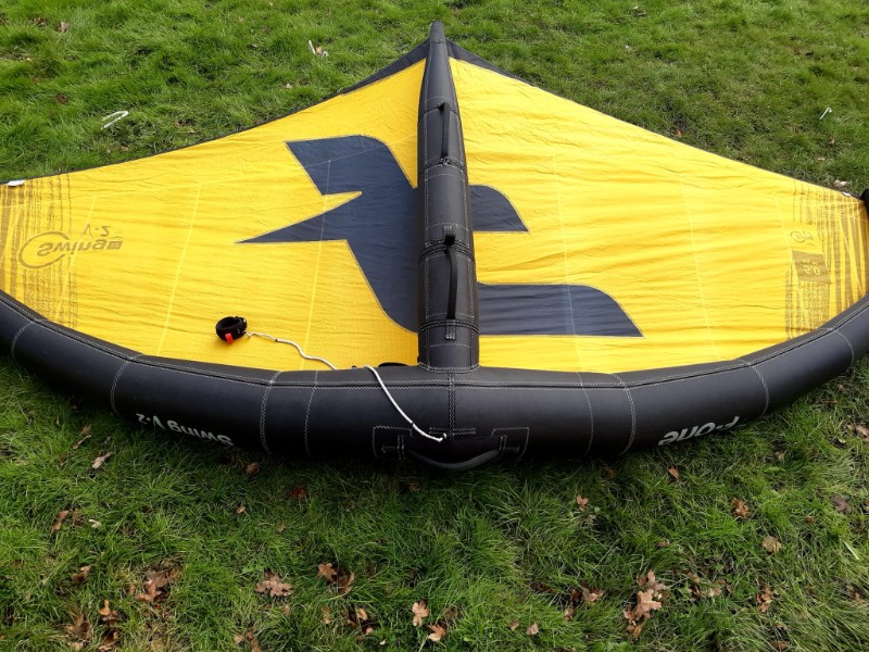 Used-F-ONE-Swing-v2-yel-blk-02