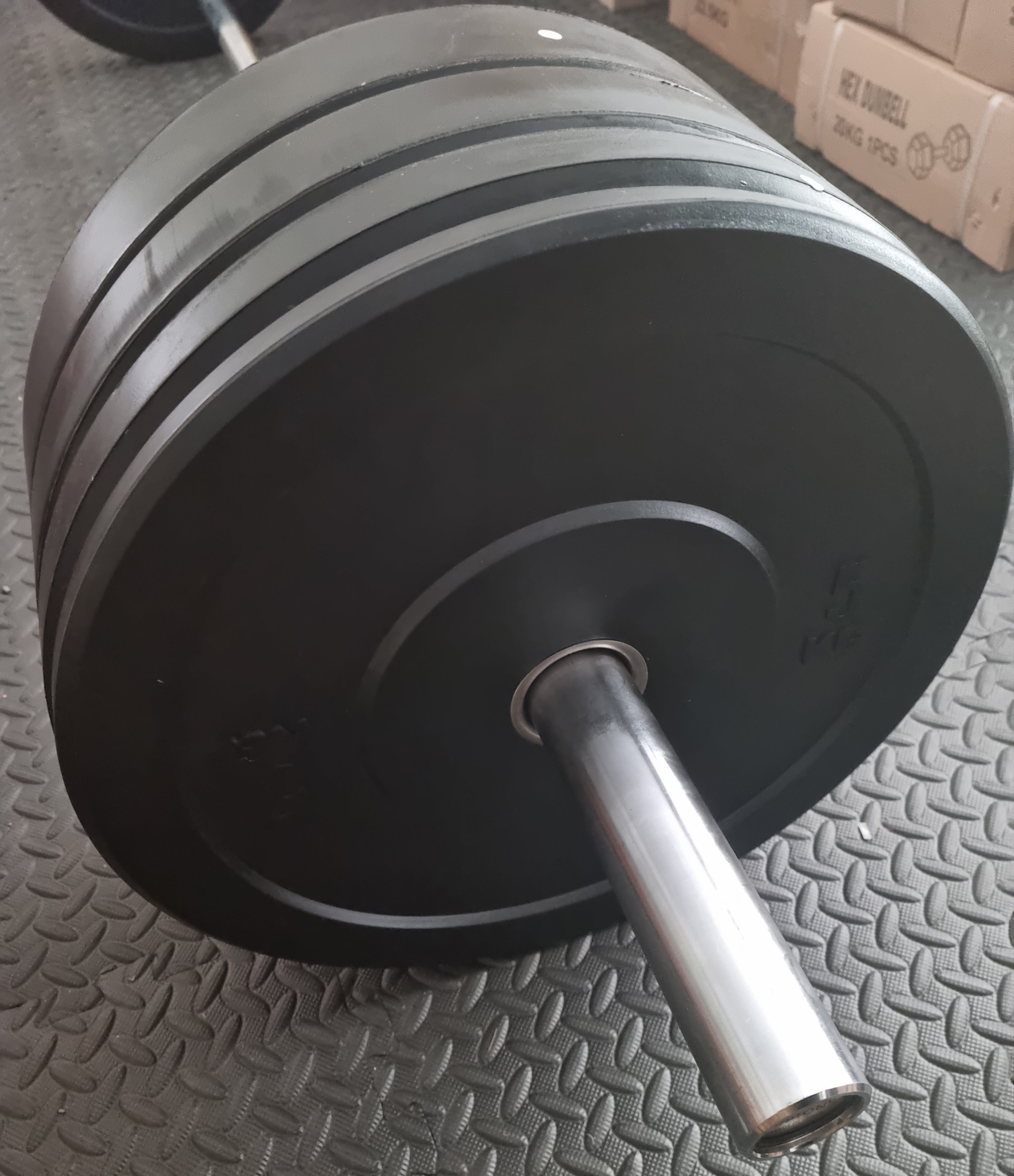 100-kg-on-barbell