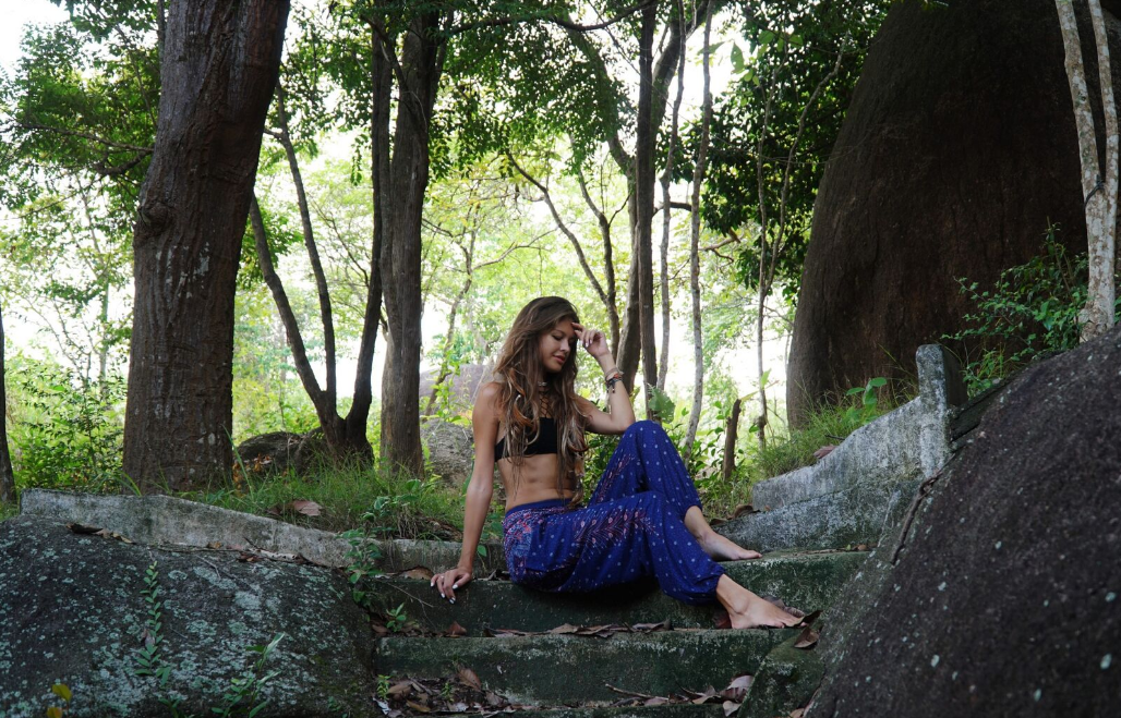 High_cut_harem_pants_Peacock_Feather_Blue-4