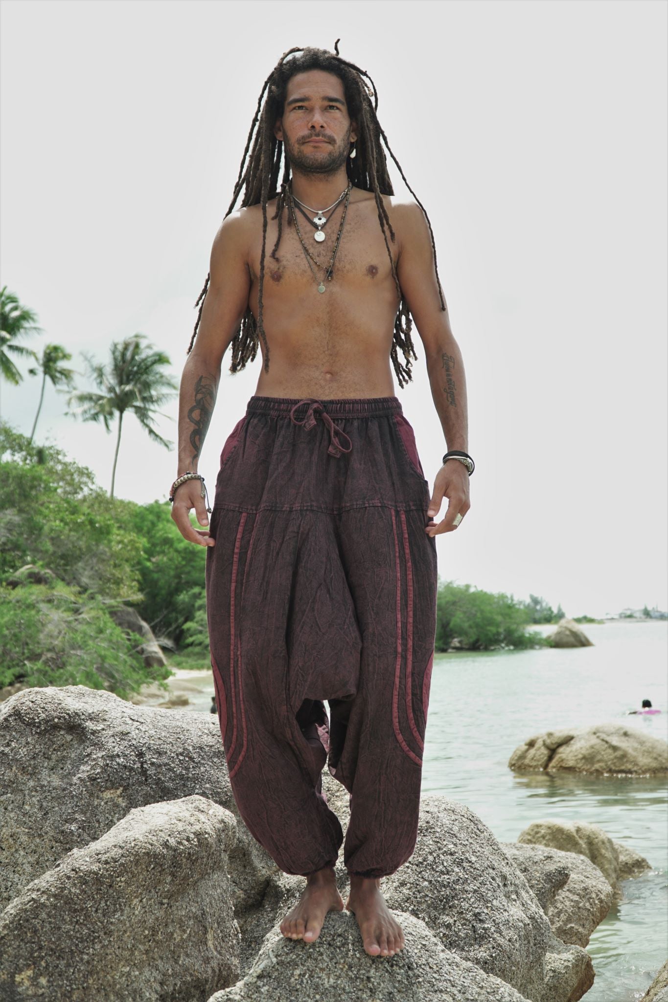 mens-harem-pants-stonewash-red-ohm_4