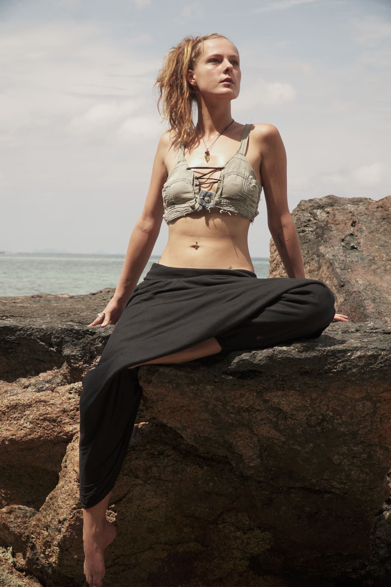 warm-harem-pants-black-plain-fleece-lined_1