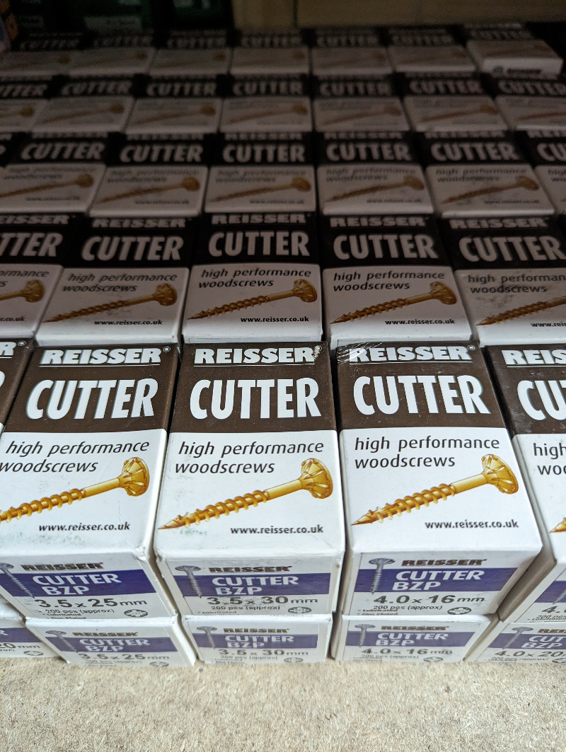 PXL_20231130_1005383261