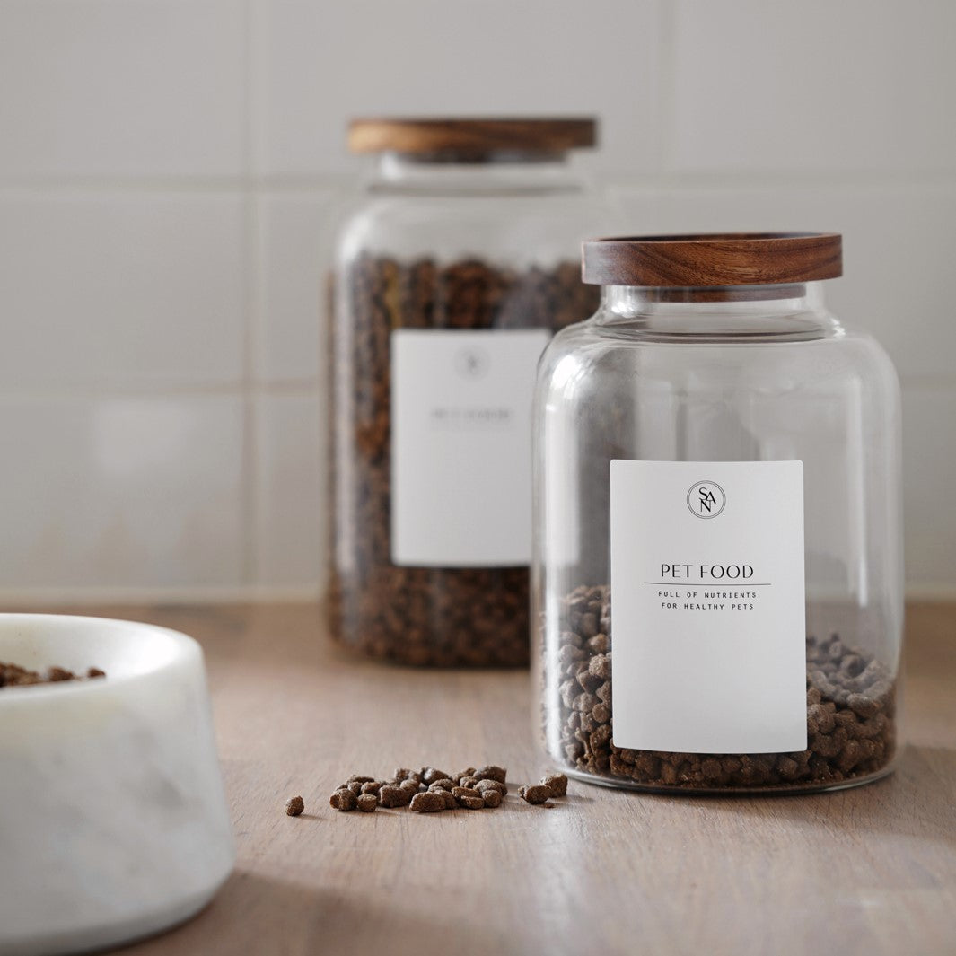 Lifestyle_pet_food_jar_small_1