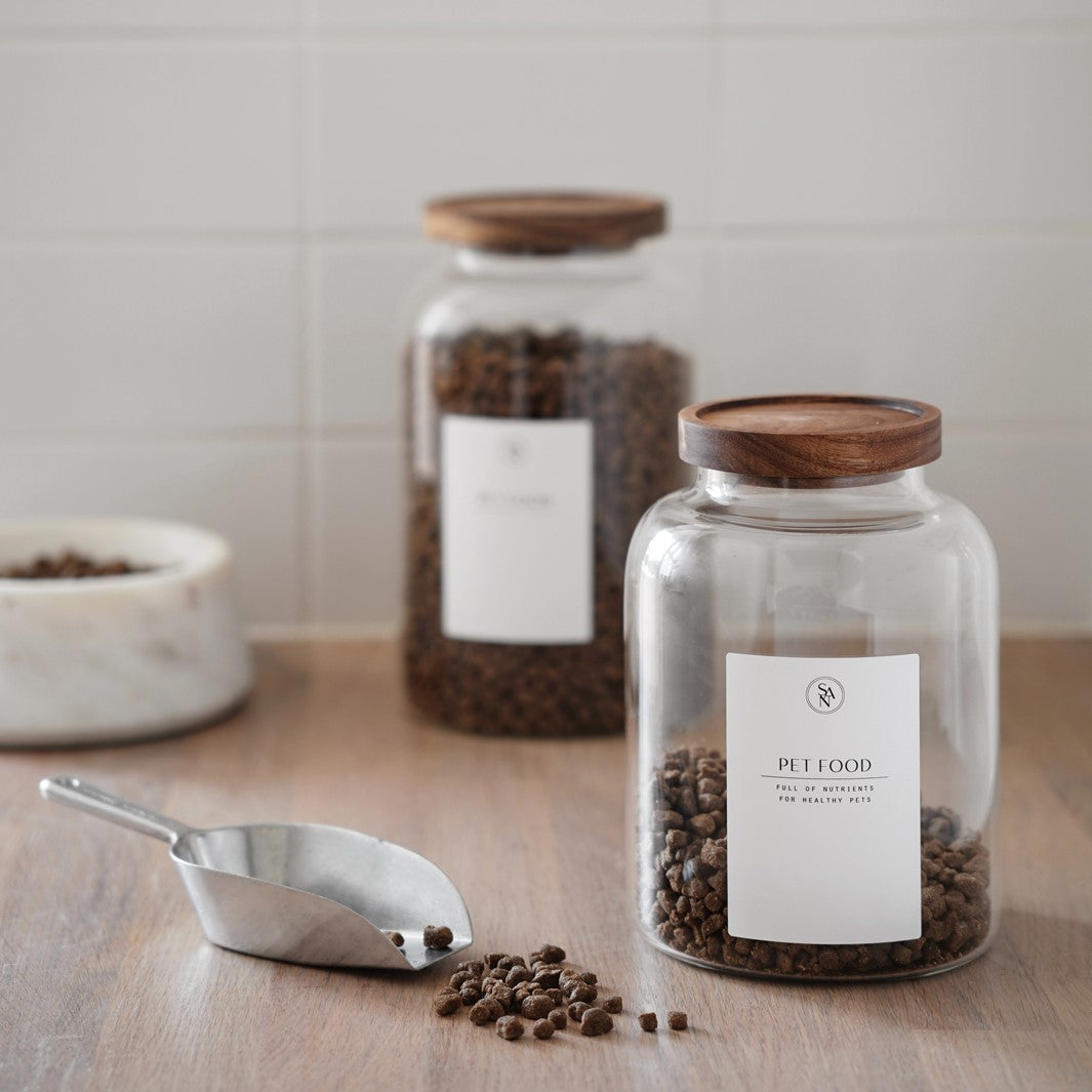 Lifestyle_pet_food_jar_small_2