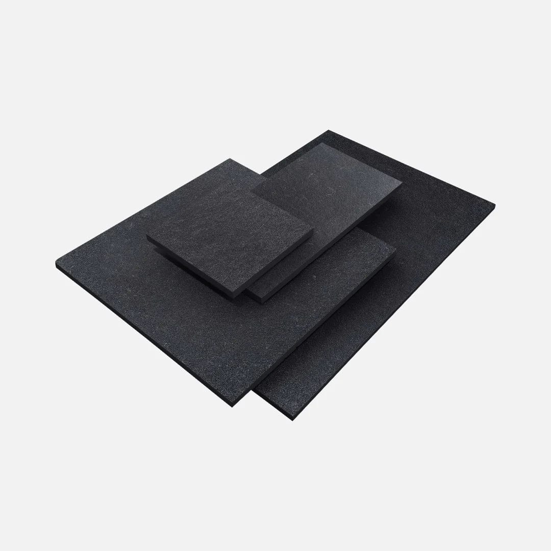 NaturalStonePaving-Limestone-Midnight-DisplayImage_1080x_9d50eb79-a559-44fa-9a1f-9a08e842fc9a