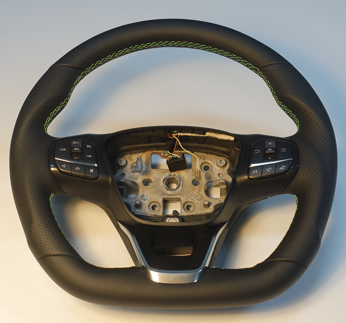 Ford-Transit-Custom-Steering-Wheel-Green-Retrim