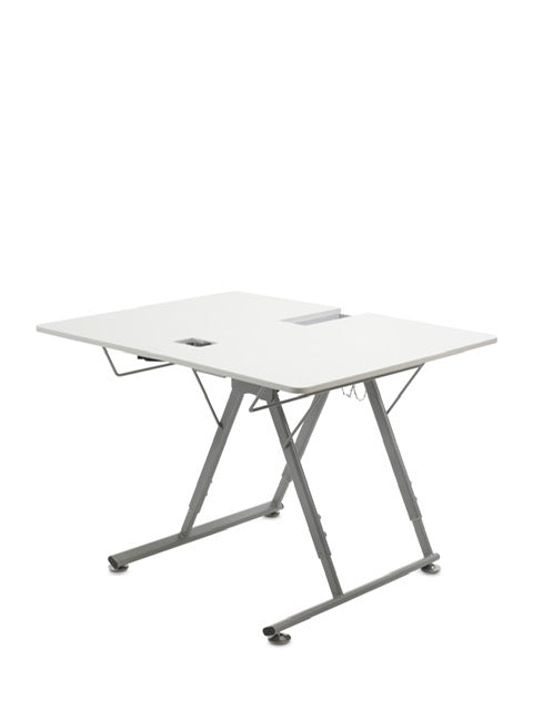 Bernina_new_foldable_table_open_002_model2020