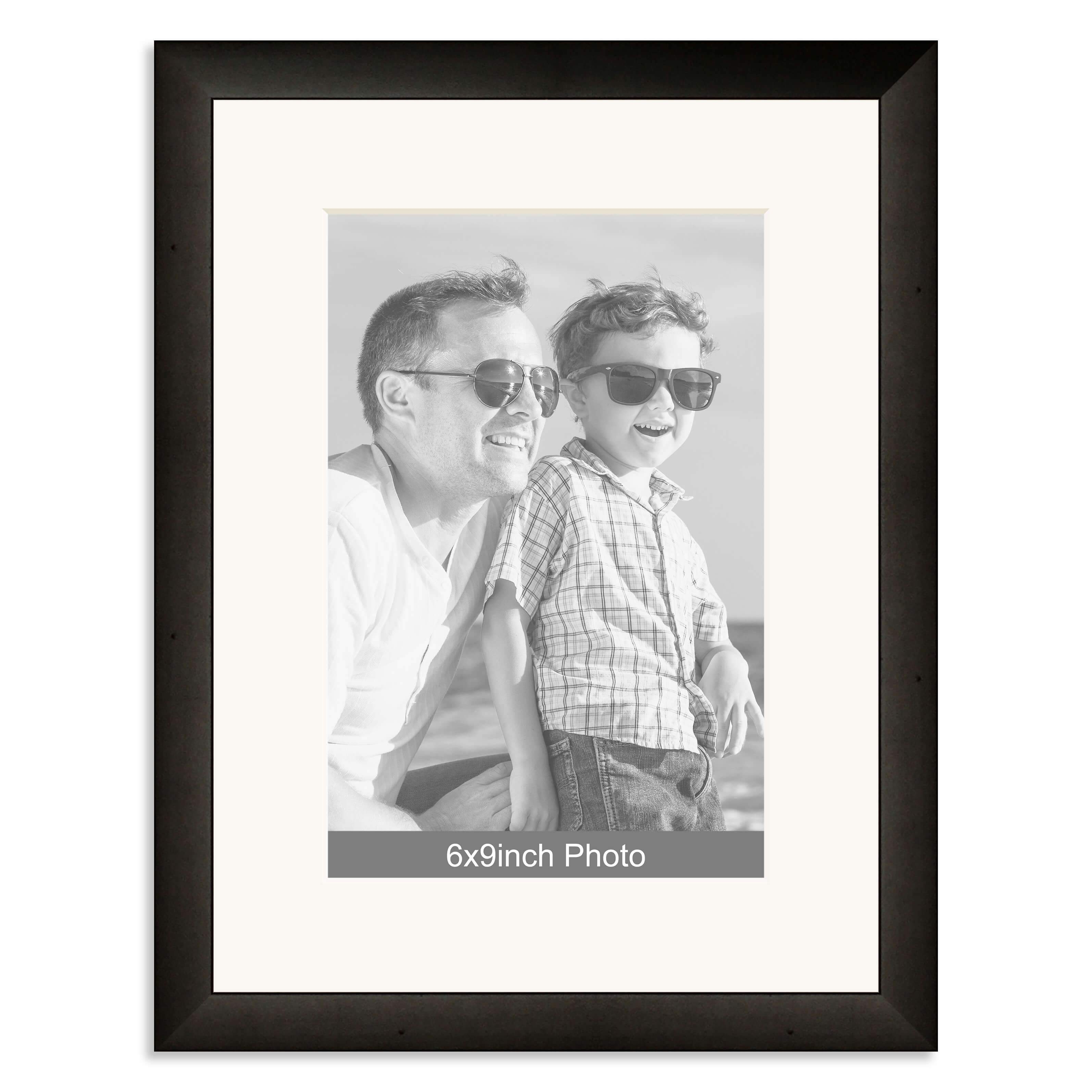 Black Wooden Photo Frame with mount for a 9×6/6x9in Photo