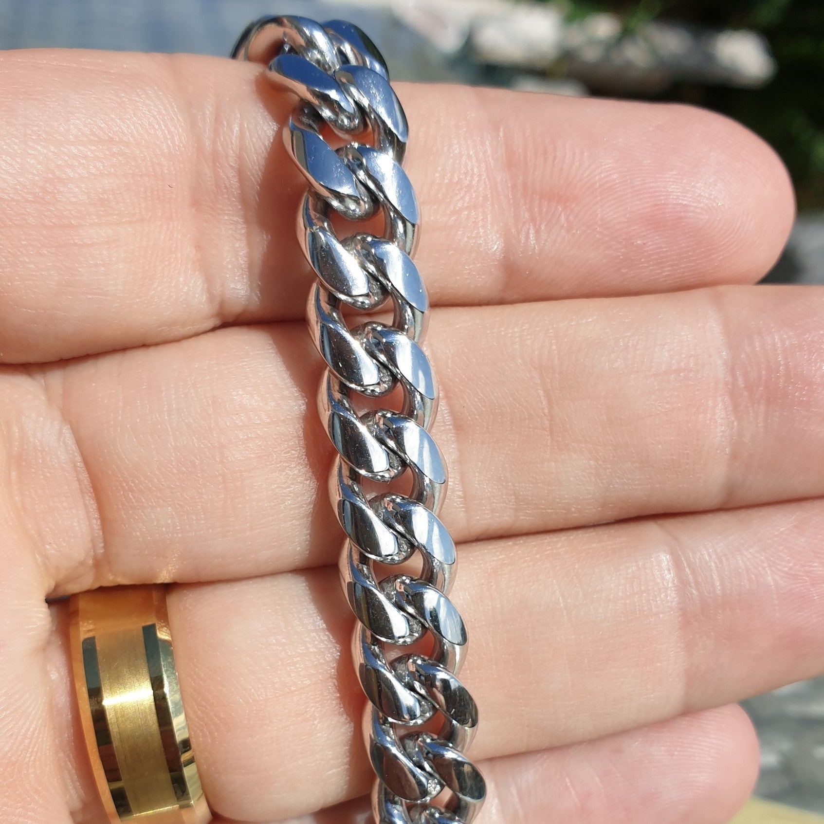 The Rock SOLID Everlasting Chain 10mm / 22 inch – Rock Solid Rings