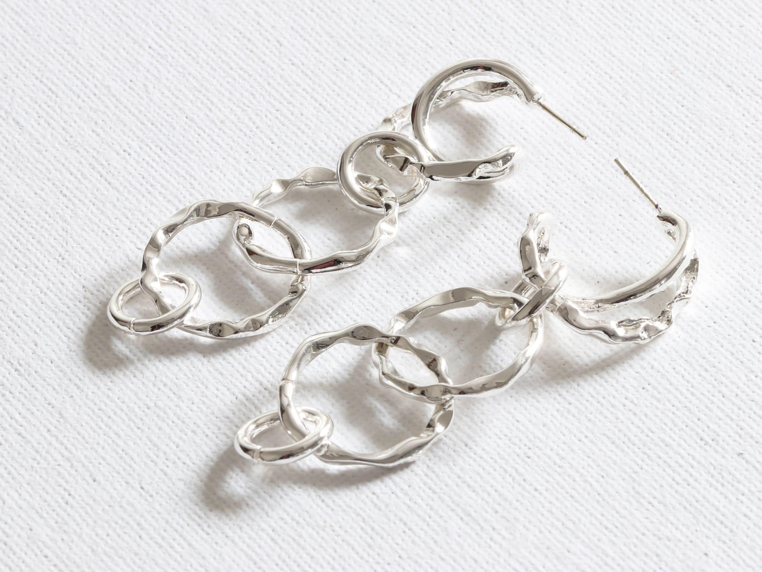 Agatha Plated Chunky Long Chain Earrings in Silver – Big Metal London