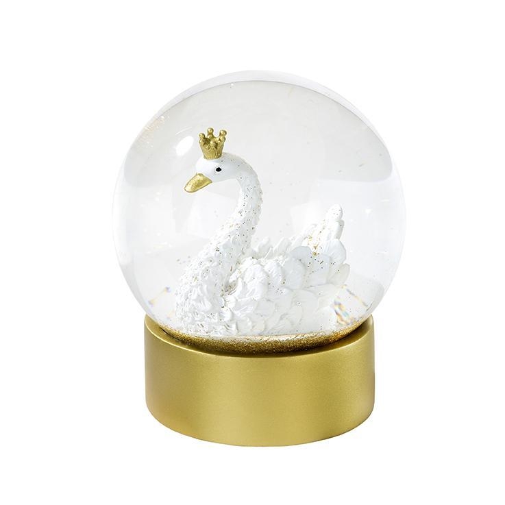 Talking Tables – Swan Snow Globe – Gold – Party Supplies
