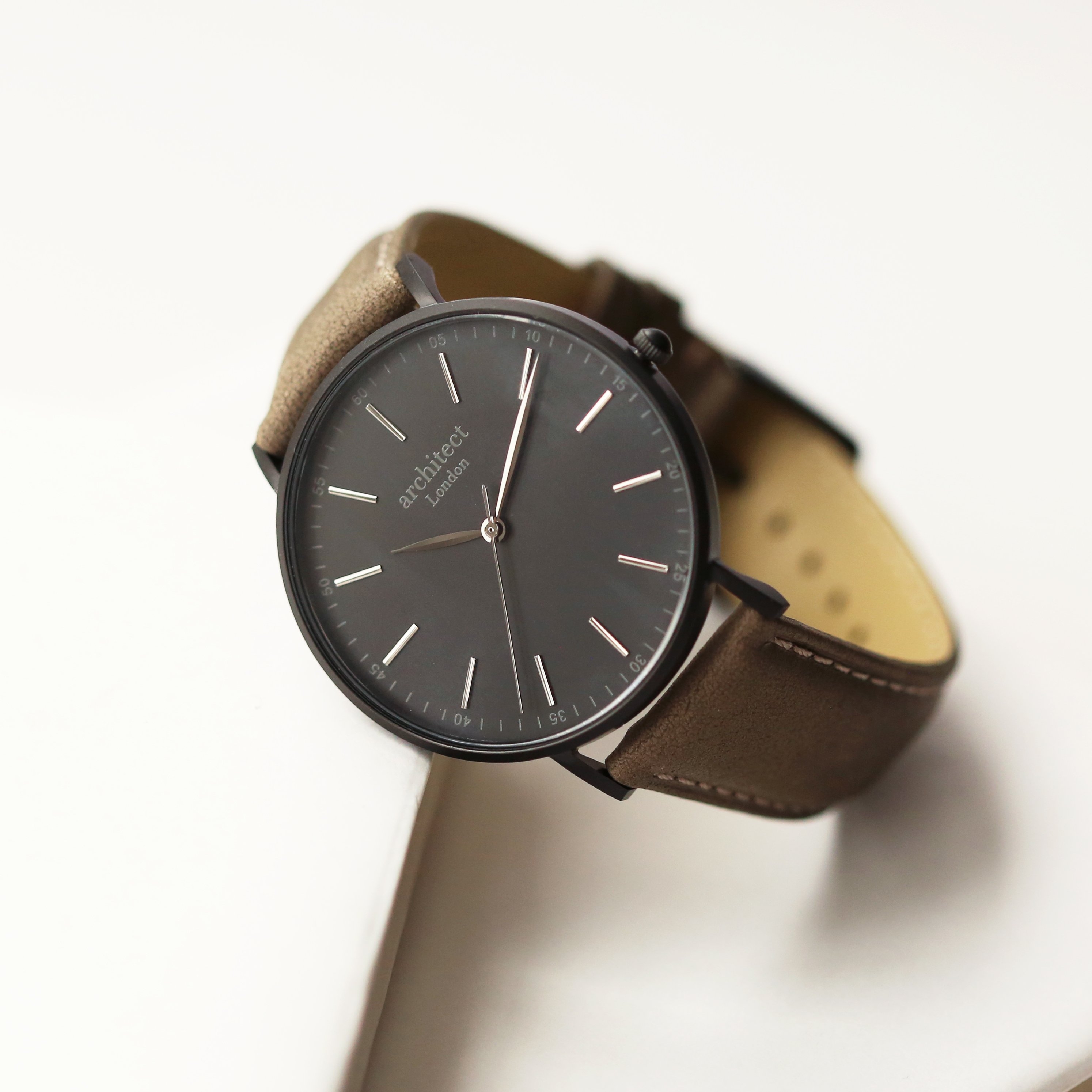 Modern Font Engraving – Men’s Minimalist Watch – Urban Grey Strap – Genuine Leather / Stainless Steel – Architect Watches