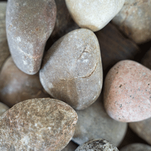 30Decorative Gravel -50mm Scottish Pebbles Decorative Gravel – 25kg Bag