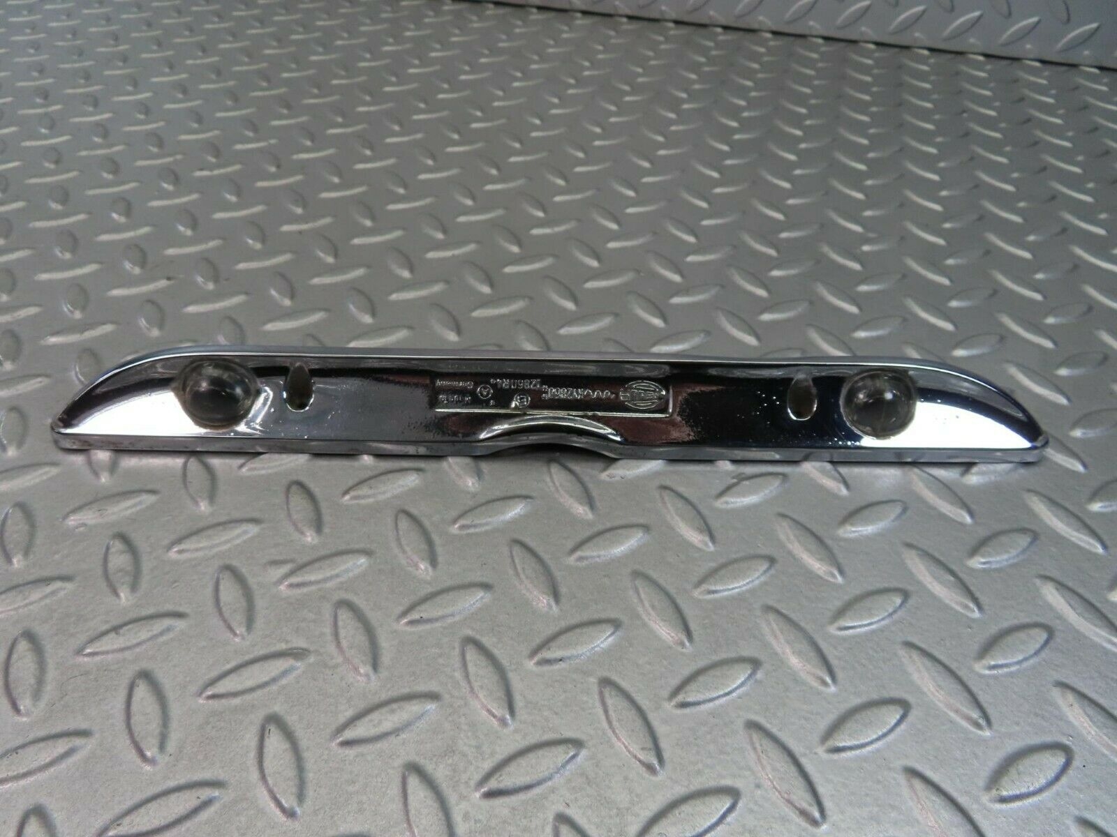 8195 Mercedes-Benz W108 Number Plate Light Trunk Lid Chrome – Classic Mercedes Parts