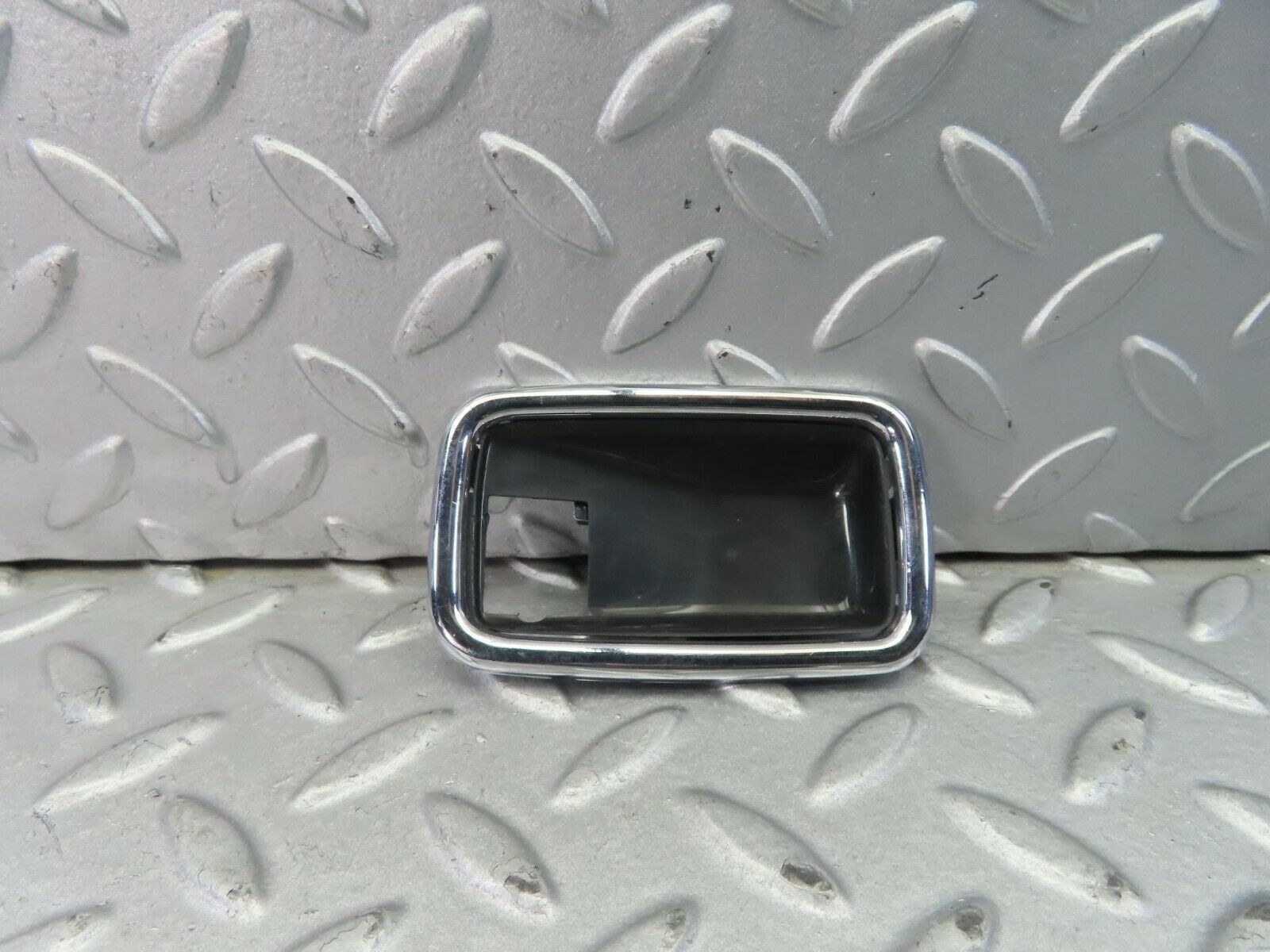 8659 Mercedes-Benz W108 Chrome Frame For Door Opener Left 1087660511 – Classic Mercedes Parts