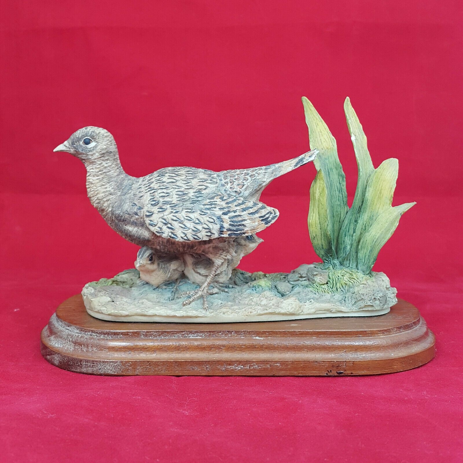 Border Fine Arts Dumfriesshire Scotland – Female Pheasant & Chicks (broken feat) – Amazing Antiques Etc.