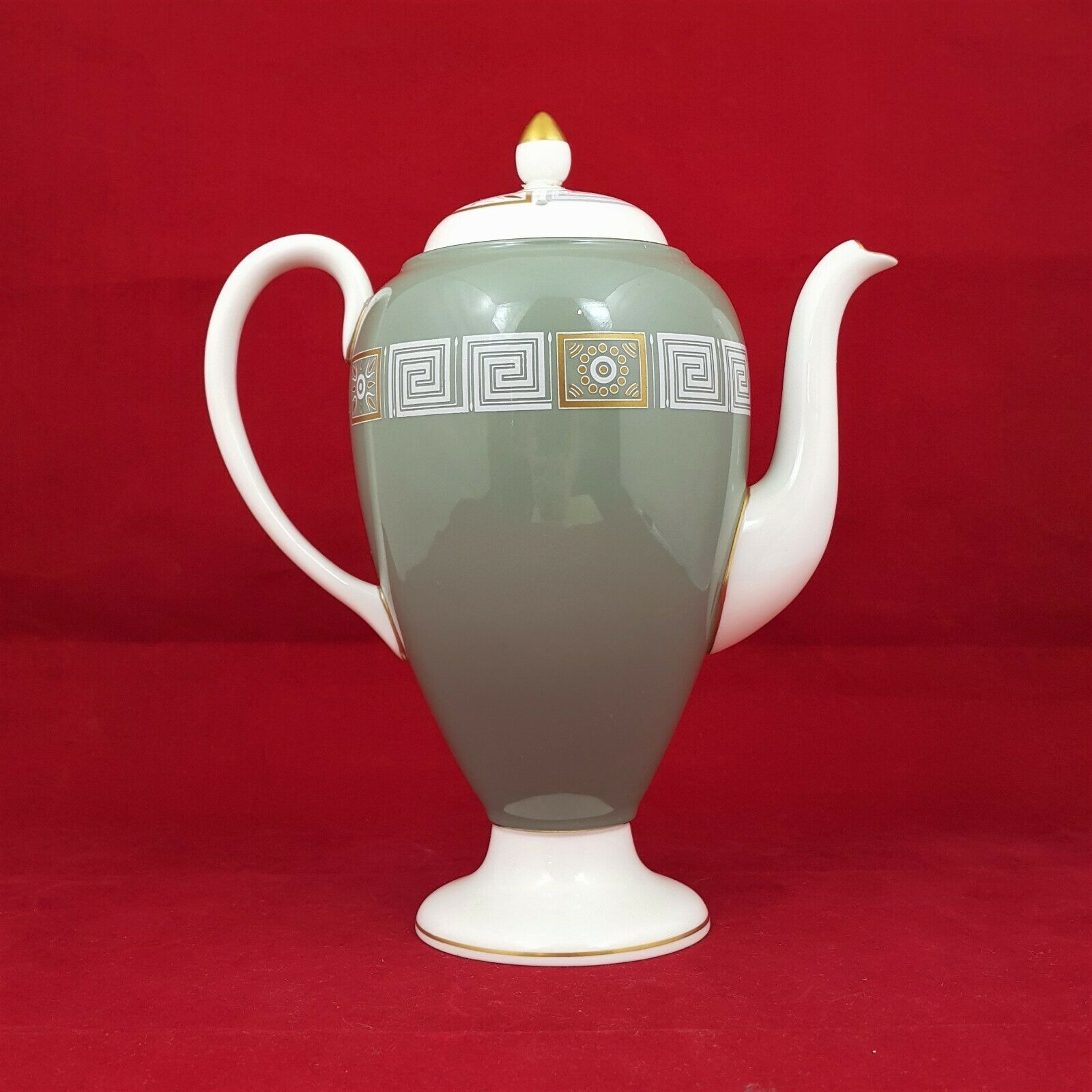 Wedgwood Asia Green Pattern Coffee Jug R4310 – Amazing Antiques Etc. – Amazing Antiques