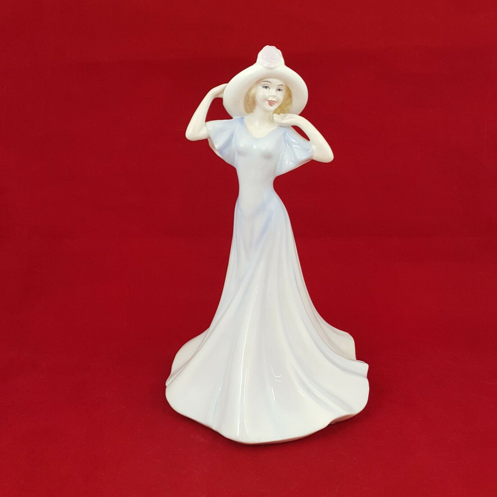 Royal Doulton Figurine – Olivia HN3717 – 0121 RD – Royal Doulton – Amazing Antiques