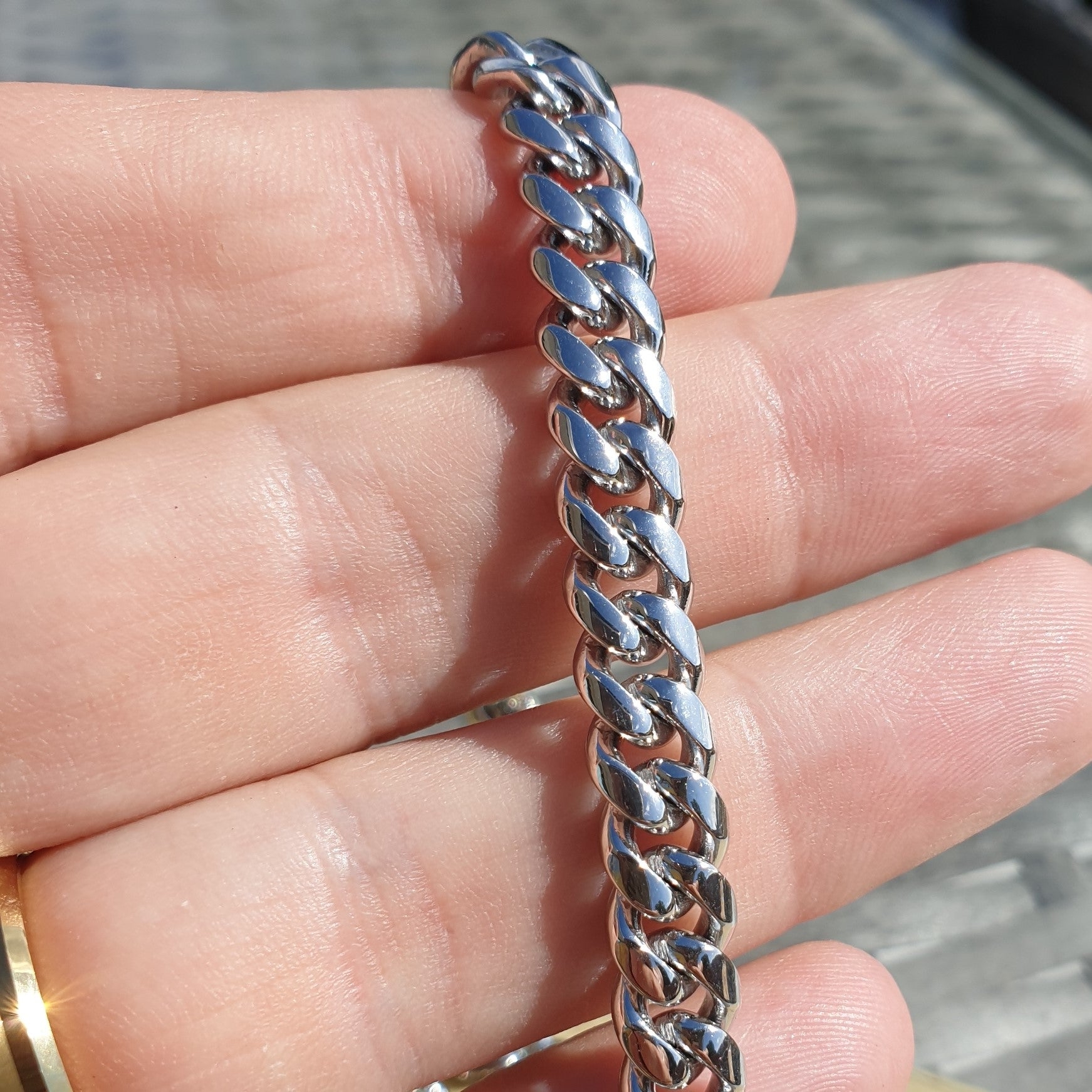 The Rock SOLID Everlasting Chain 8mm / 20 inch – Rock Solid Rings