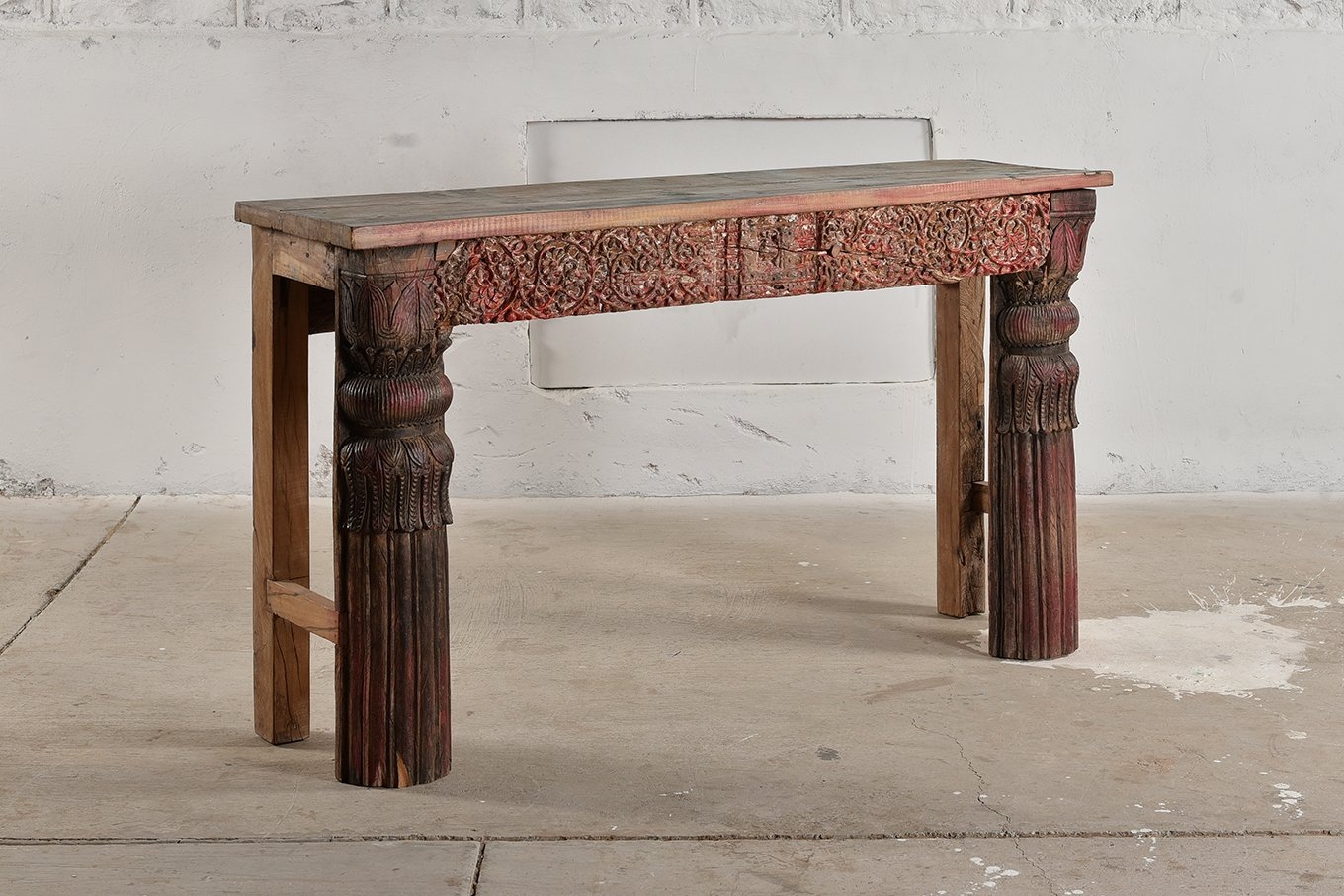 Hamesha Console Table – Rose – Carved – 82 x 143 x 36cm
