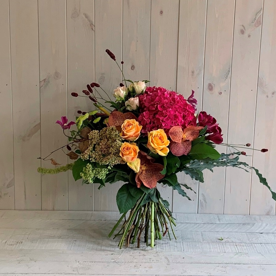 Country Garden Flower Bouquet De Luxe – Blooming Amazing