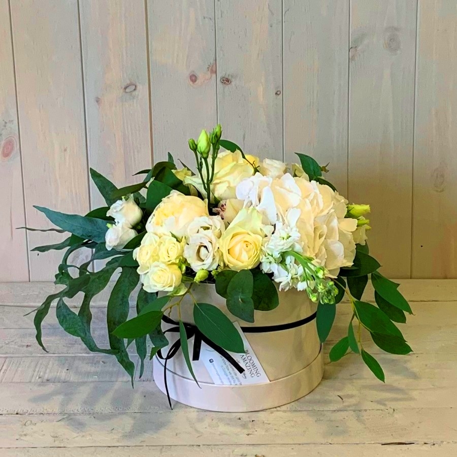 Creams, Greens and White Flowers in a Hatbox Large – Blooming Amazing