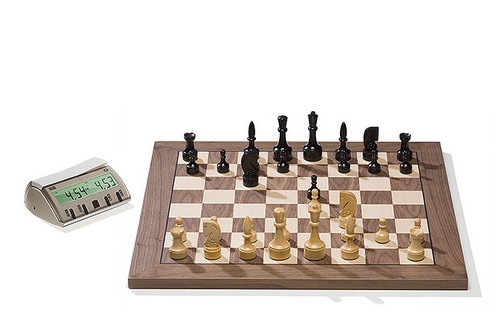 Walnut DGT Electronic Chessboard (E-Board) USB Port Version. Design Pieces
