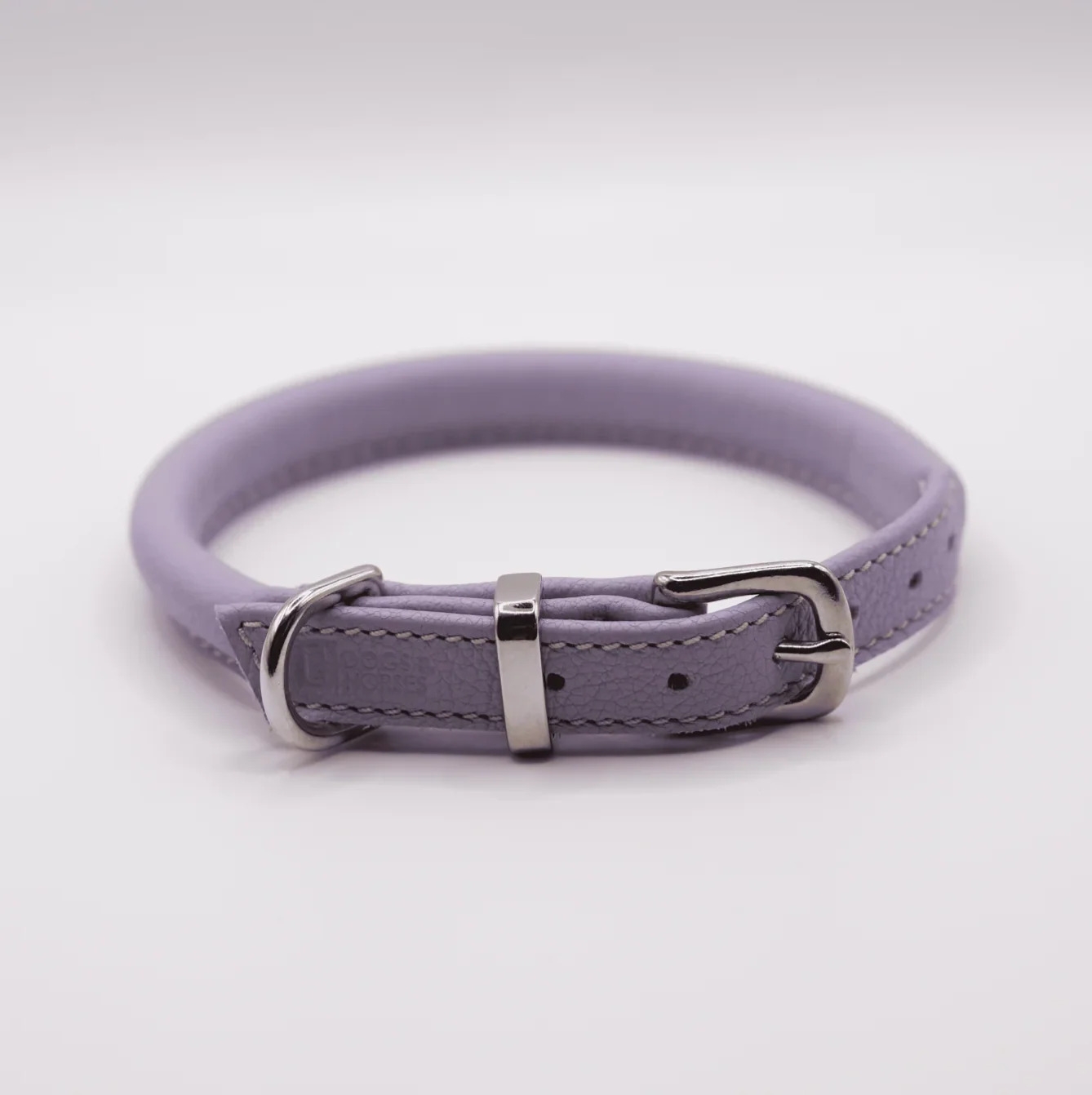 Handmade In Britain Rolled Soft Leather Dog Collar lilac Silver – M – Dogs & Horses UK