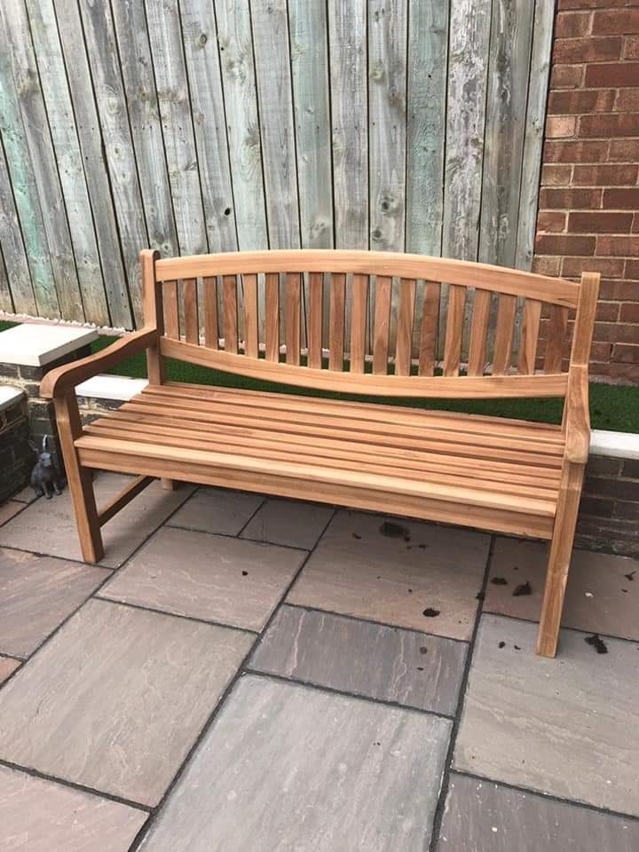 double Oval Garden Bench – Outdoor Furniture – LMC Trading