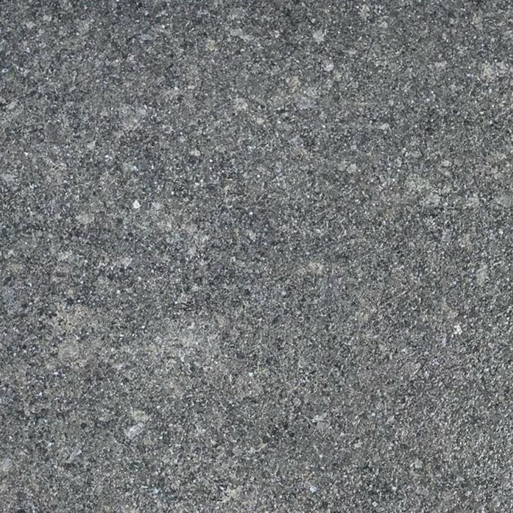 ASH BLACK GRANITE FLAME PAVING 900×200 PACK (18m²- 50 Slabs) – The Stonemart